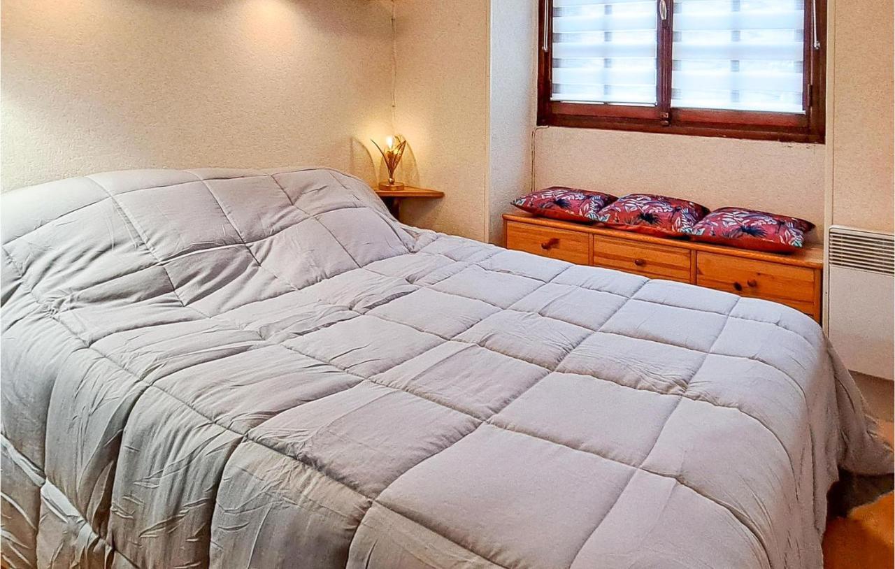 1 Bedroom Lovely Apartment In Grandcamp-Maisy Esterno foto